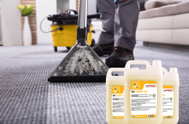 Cleaning Carpet With GMP 341 Carpet Ext